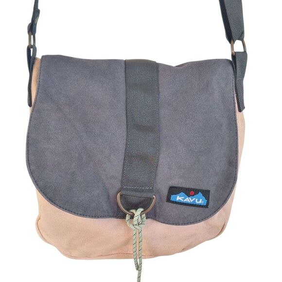 KAVU Wayfare Mini Crossbody Cherry Blossom Pale Peach Faux Suede Flap Boho - Picture 4 of 16